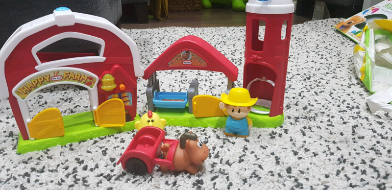 little tikes barn set